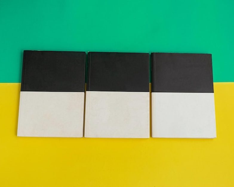 Envelopes personalizados impressos em offset com acabamento