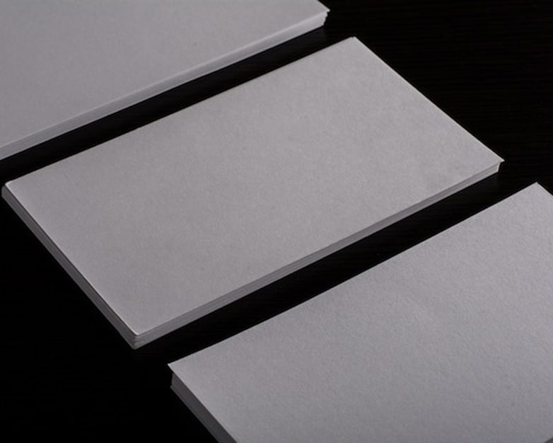 Envelopes personalizados impressos em offset com acabamento