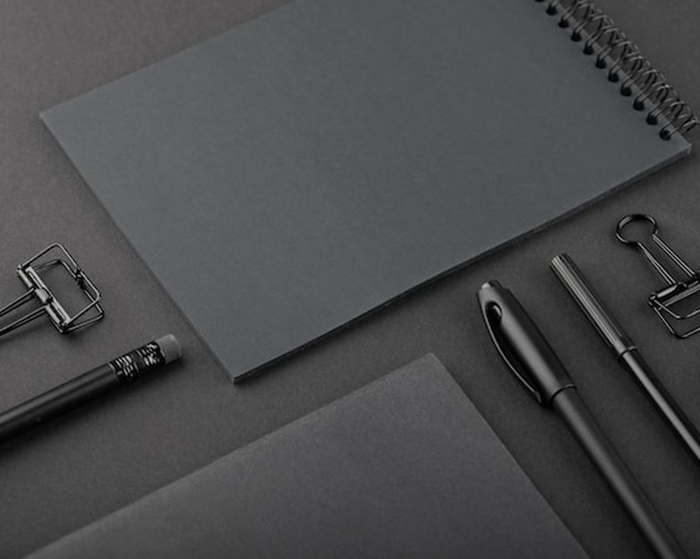 Envelopes personalizados impressos em offset com acabamento