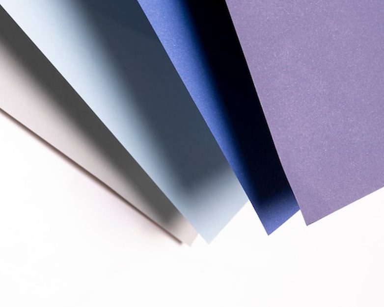 Envelopes personalizados impressos em offset com acabamento