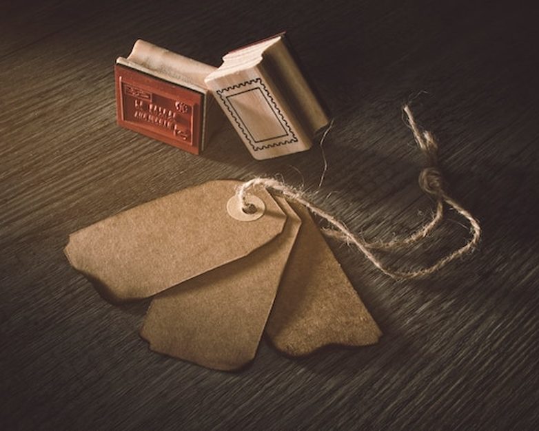 Envelopes personalizados impressos em offset com acabamento